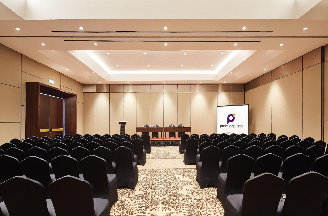 Premier Place Surabaya Airport Sidoarjo Kültér fotó